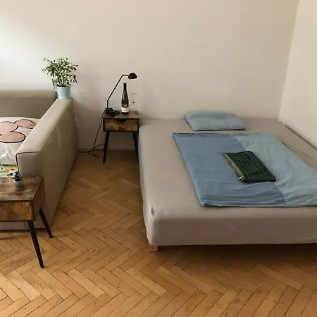 Bedroom In The Heart Of The Centre Of The Privatunterkunft